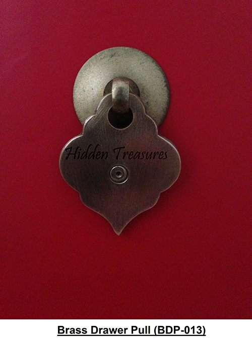 13 Brass leaf like design drawer pull