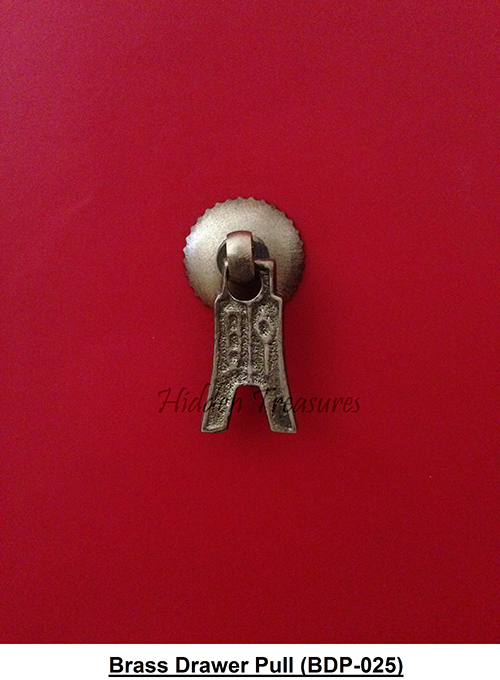 25 Brass small ham design drawer pull