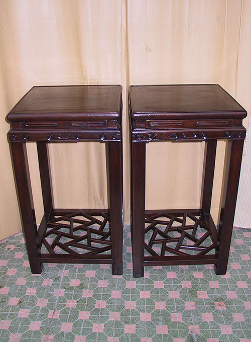 01 Antique tea Stand